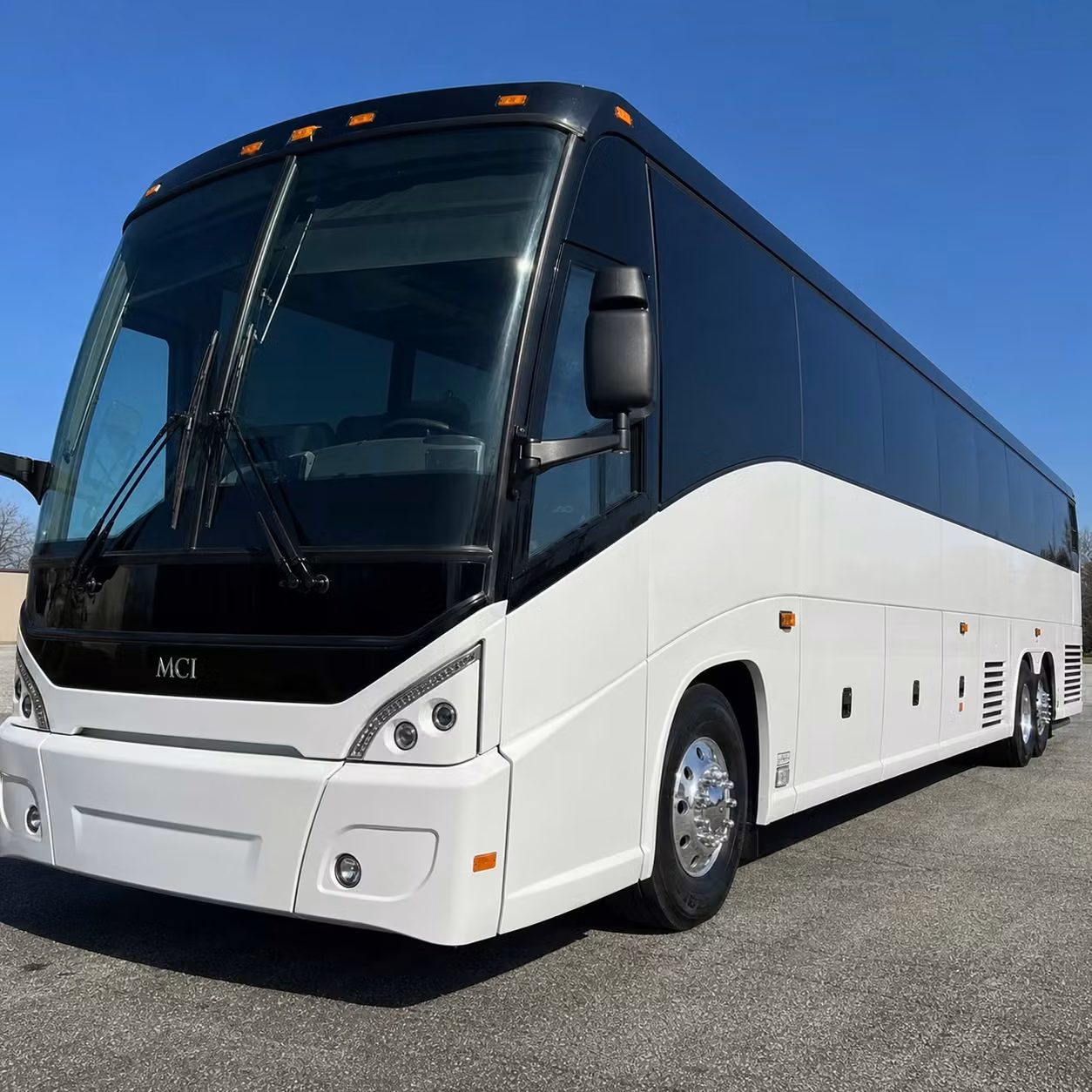 palo alto corporate airport shuttles for tech companies and research teams