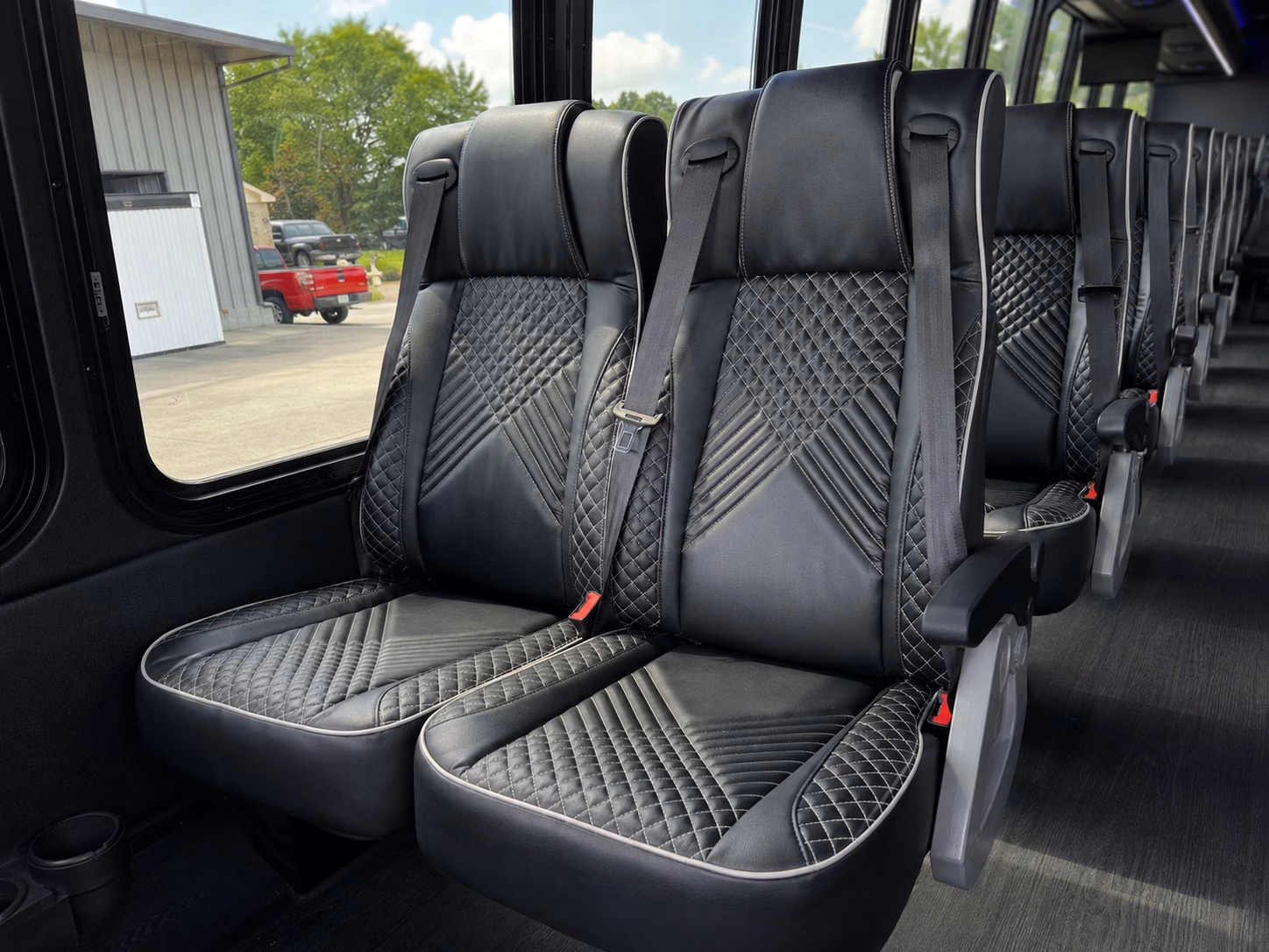 stanford cardinal game day shuttles from palo alto